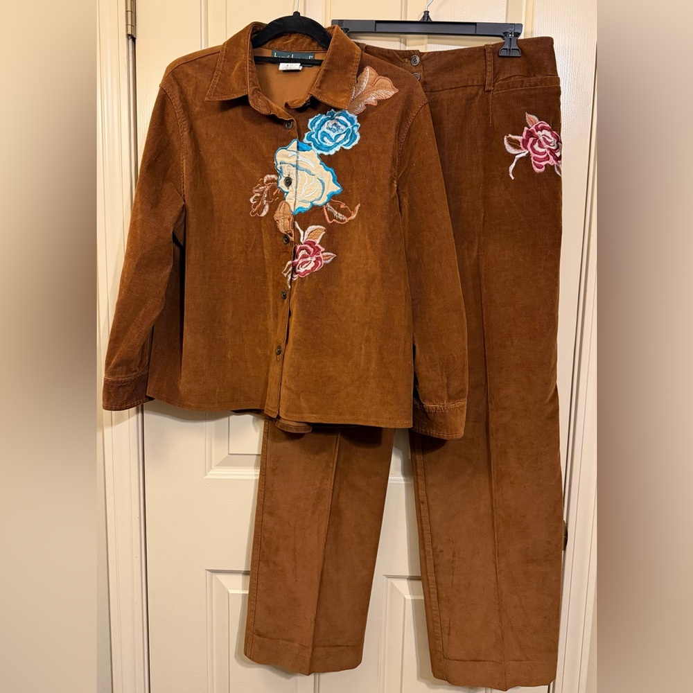 Harve Benard Vintage Brown Corduroy Two-Piece Set with Floral Embroidery